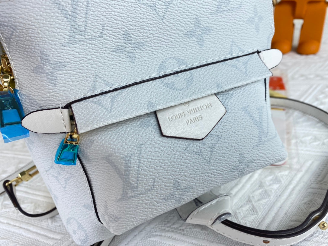 EN - New Arrival Bags LUV 469
