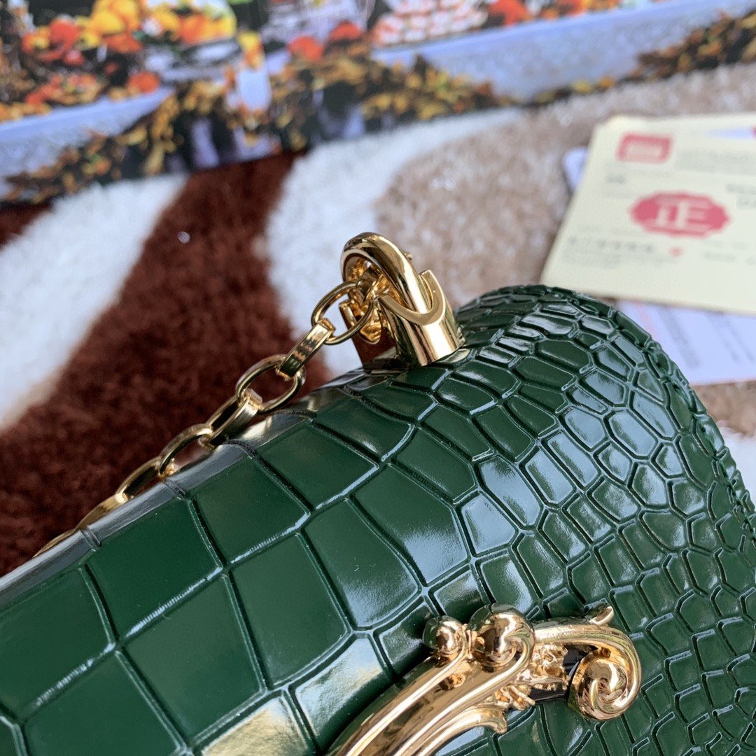 GLAMI GLAMI Girls Cross Body Bag Dark Green For Women 8.3in/21cm GLAMI