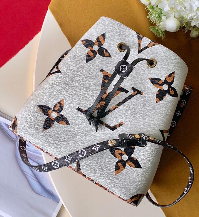 SAMC - LOV Bags - 2913