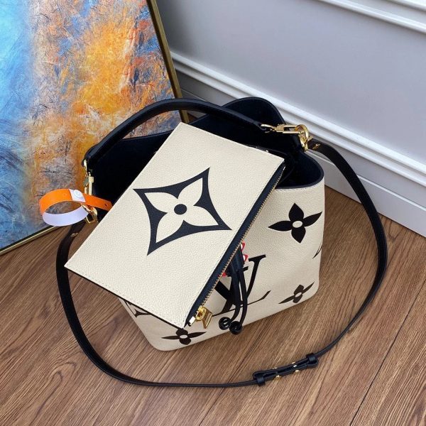 LOV2 Bags - Luxurious Bags  1371