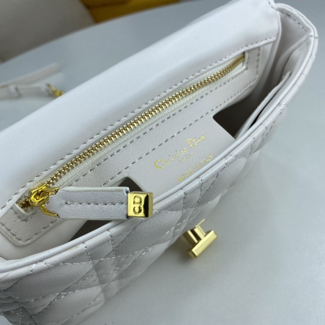 EN - New Arrival Bags DIR 070