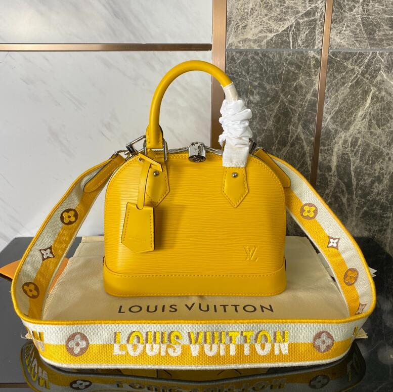 SAMC - LOV Bags - 1453