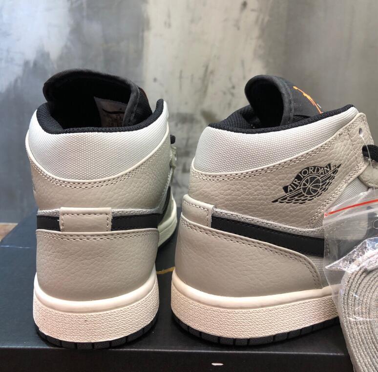 SAMC - NKE Shoes - 1878