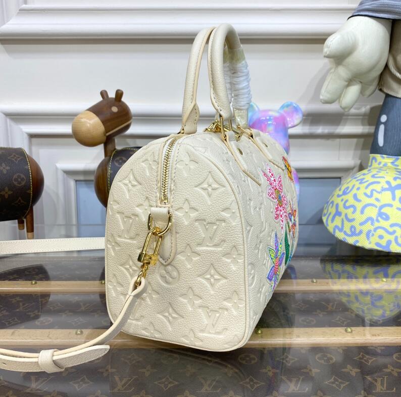 SAMC - LOV Bags - 1221