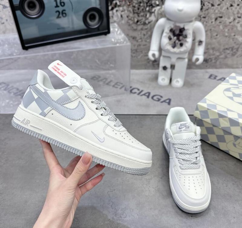 SAMC - NKE Shoes - 140