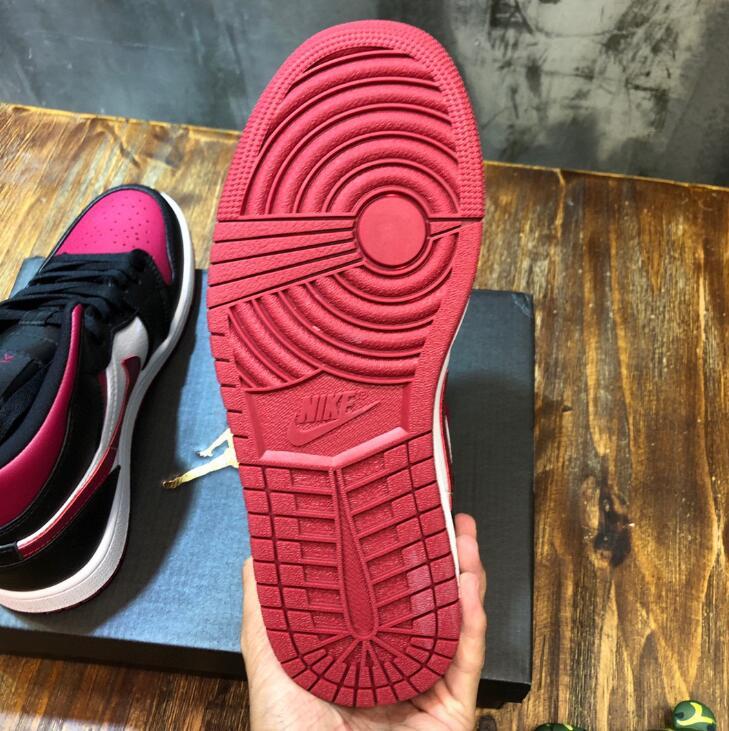 SAMC - NKE Shoes - 1797
