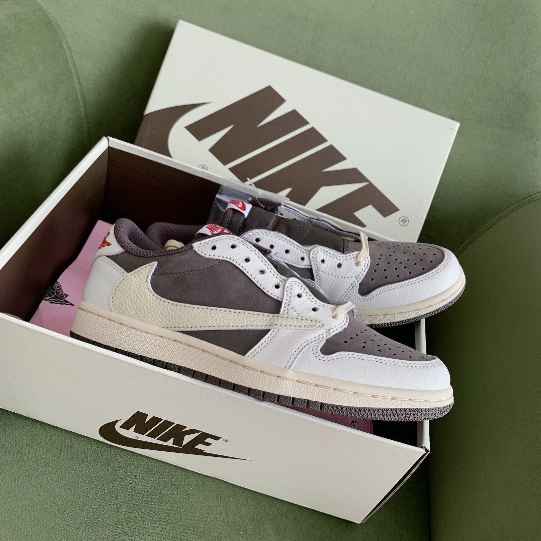 NK Travis Scott x Air Jordan 1 Low OG Ã¢â‚¬ËœReverse MochaÃ¢â‚¬â„¢ For Men DM7866-162