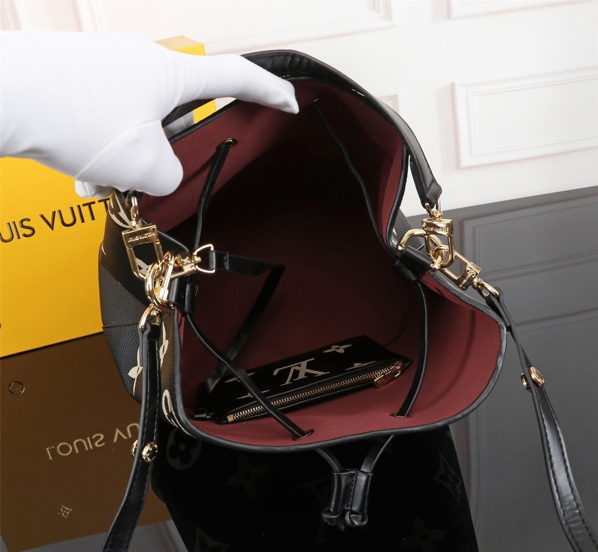 EN - New Arrival Bags LUV 032