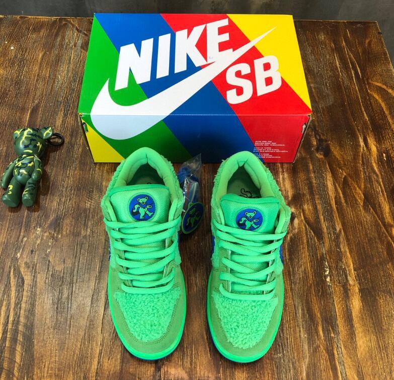 SAMC - NKE Shoes - 1812