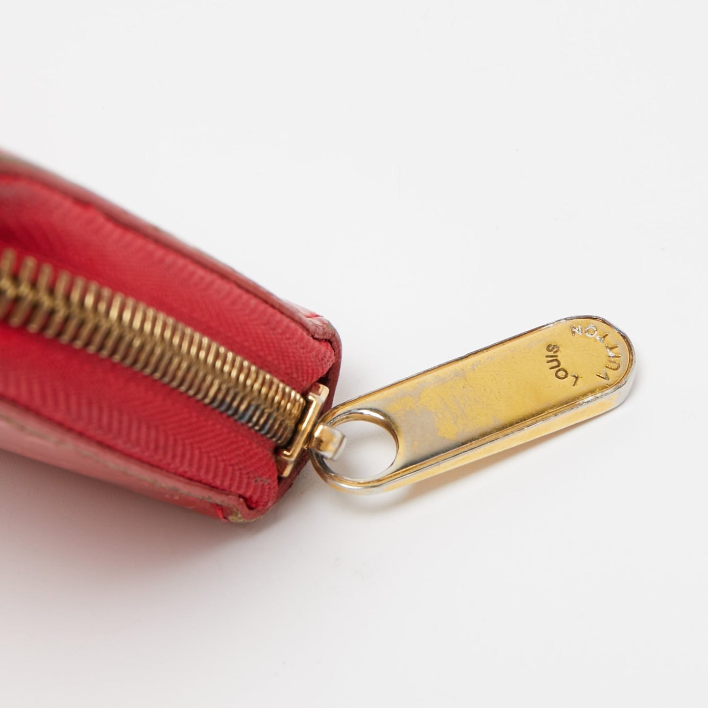 Louis Vuitton Pomme D&rsquo;amour Monogram Vernis Zippy Wallet