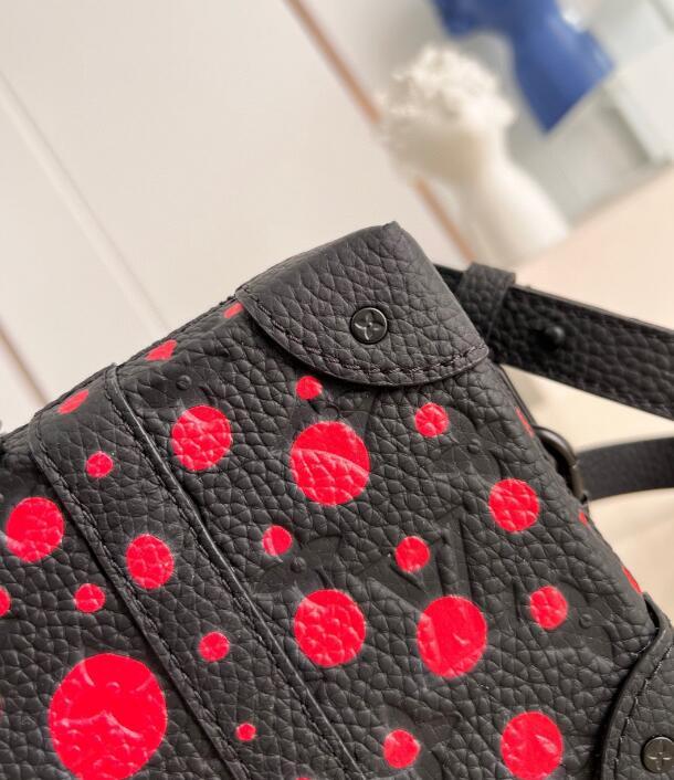 SAMC - LOV Bags - 1382