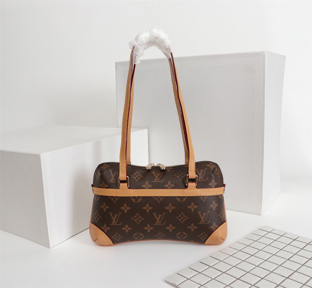 EN - New Arrival Bags LUV 173