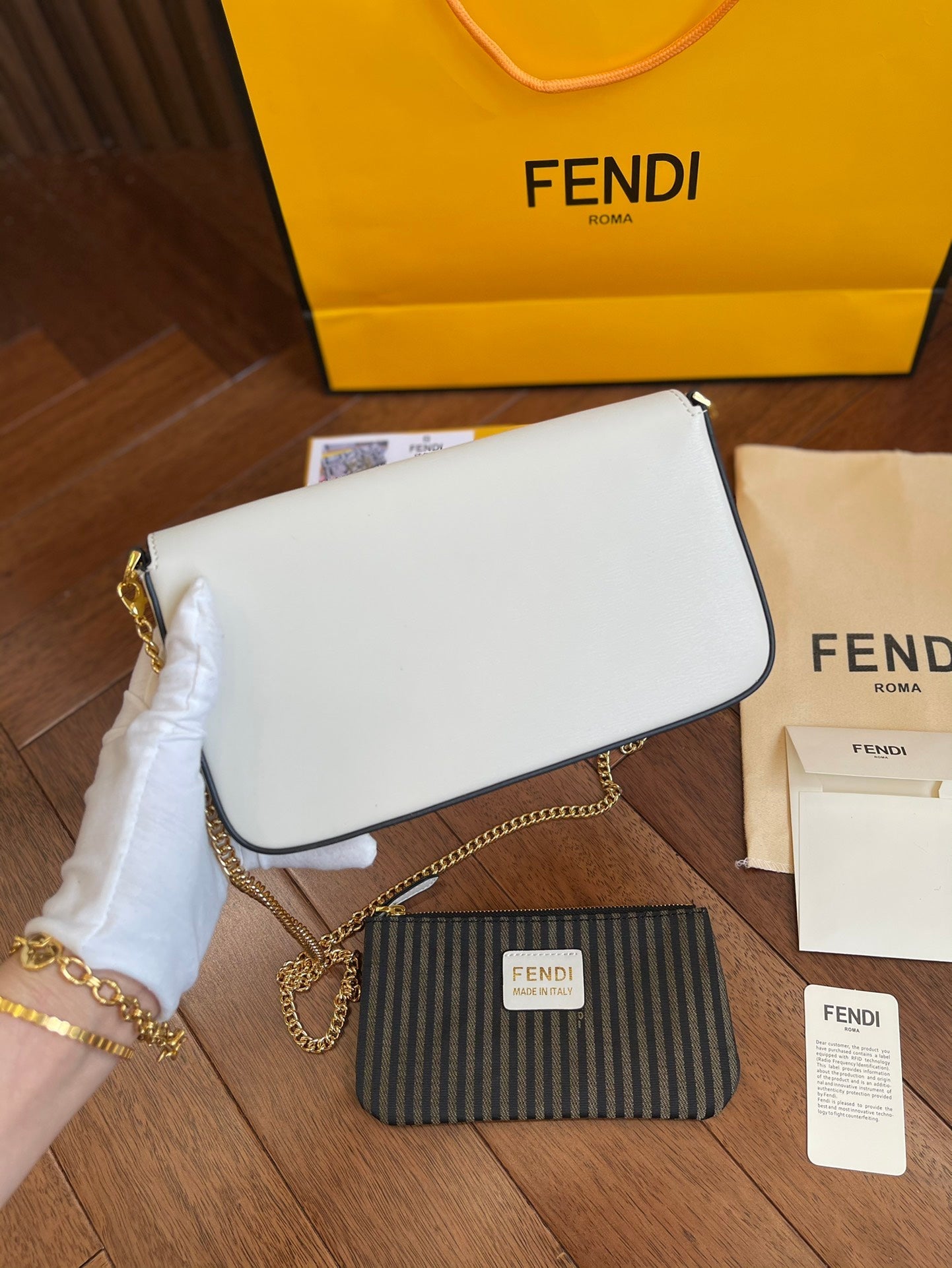 EN - New Arrival Bags FEI 250