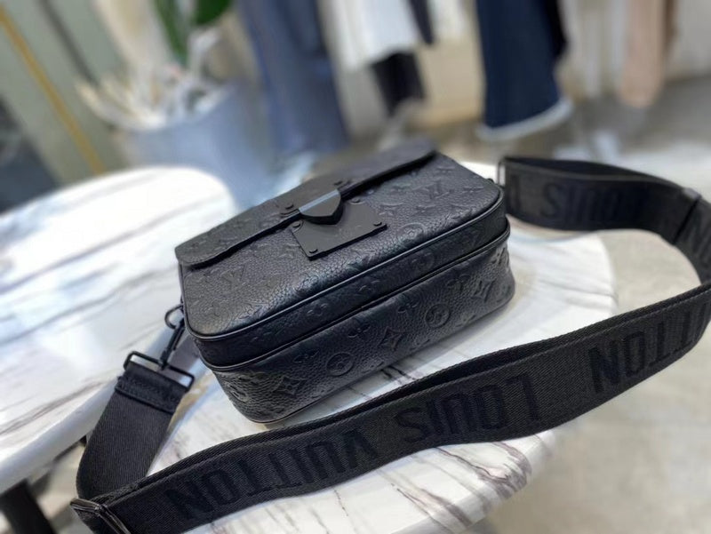 LOV2 Bags - Luxurious Bags  1423
