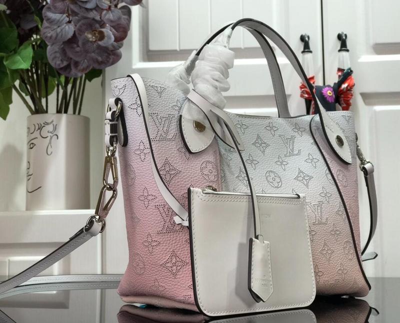 SAMC - LOV Bags - 2474