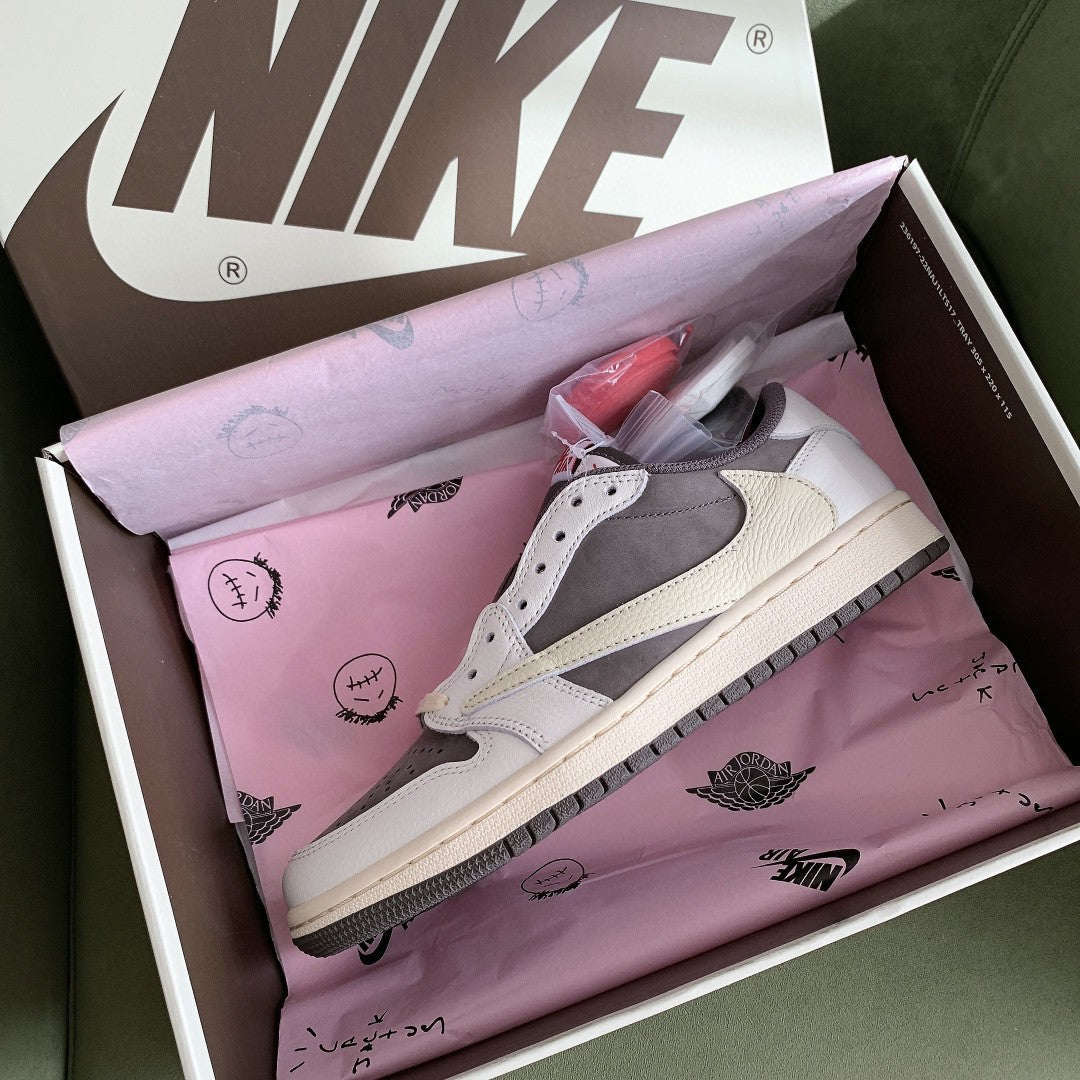 NK Travis Scott x Air Jordan 1 Low OG Ã¢â‚¬ËœReverse MochaÃ¢â‚¬â„¢ For Men DM7866-162