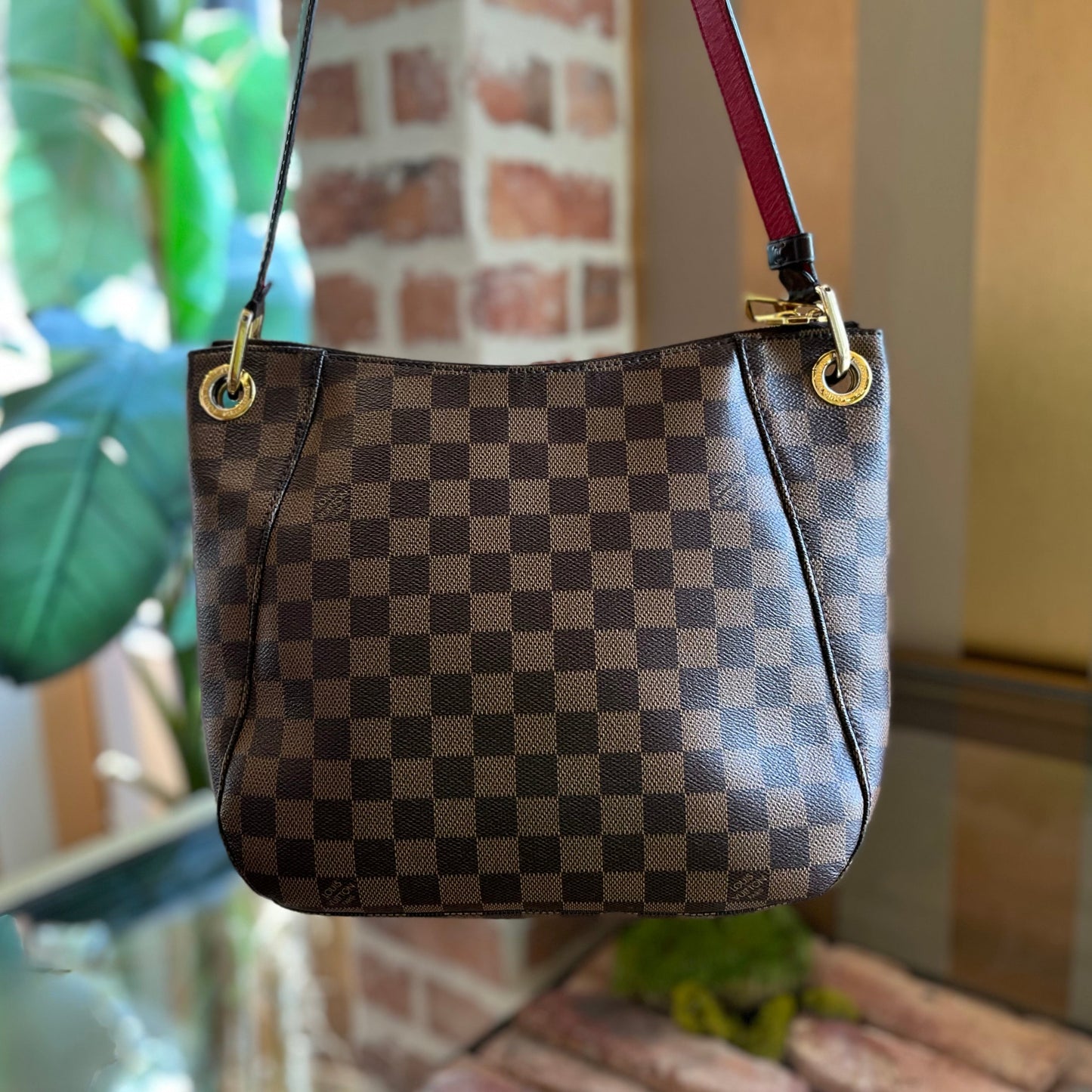 LOUIS VUITTON South Bank Besace Damier Ebene Canvas Crossbody Bag