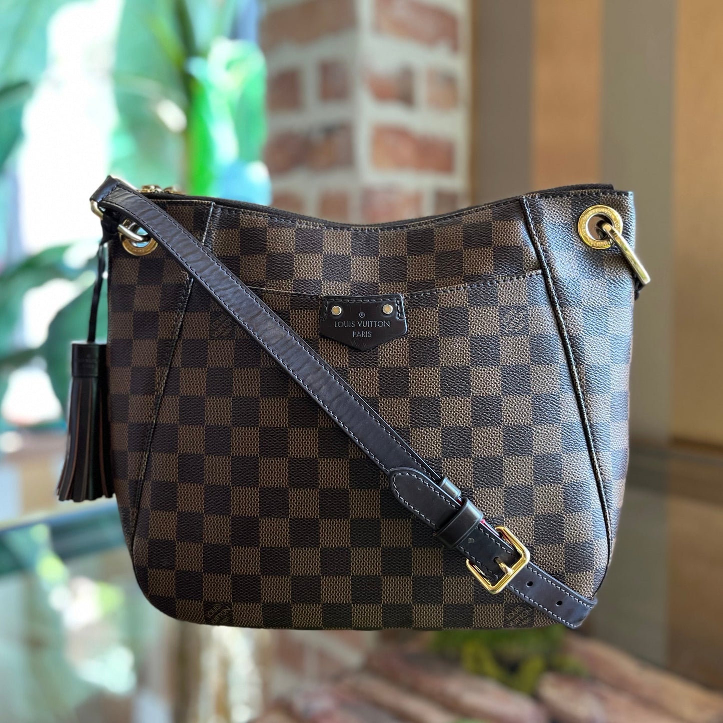 LOUIS VUITTON South Bank Besace Damier Ebene Canvas Crossbody Bag