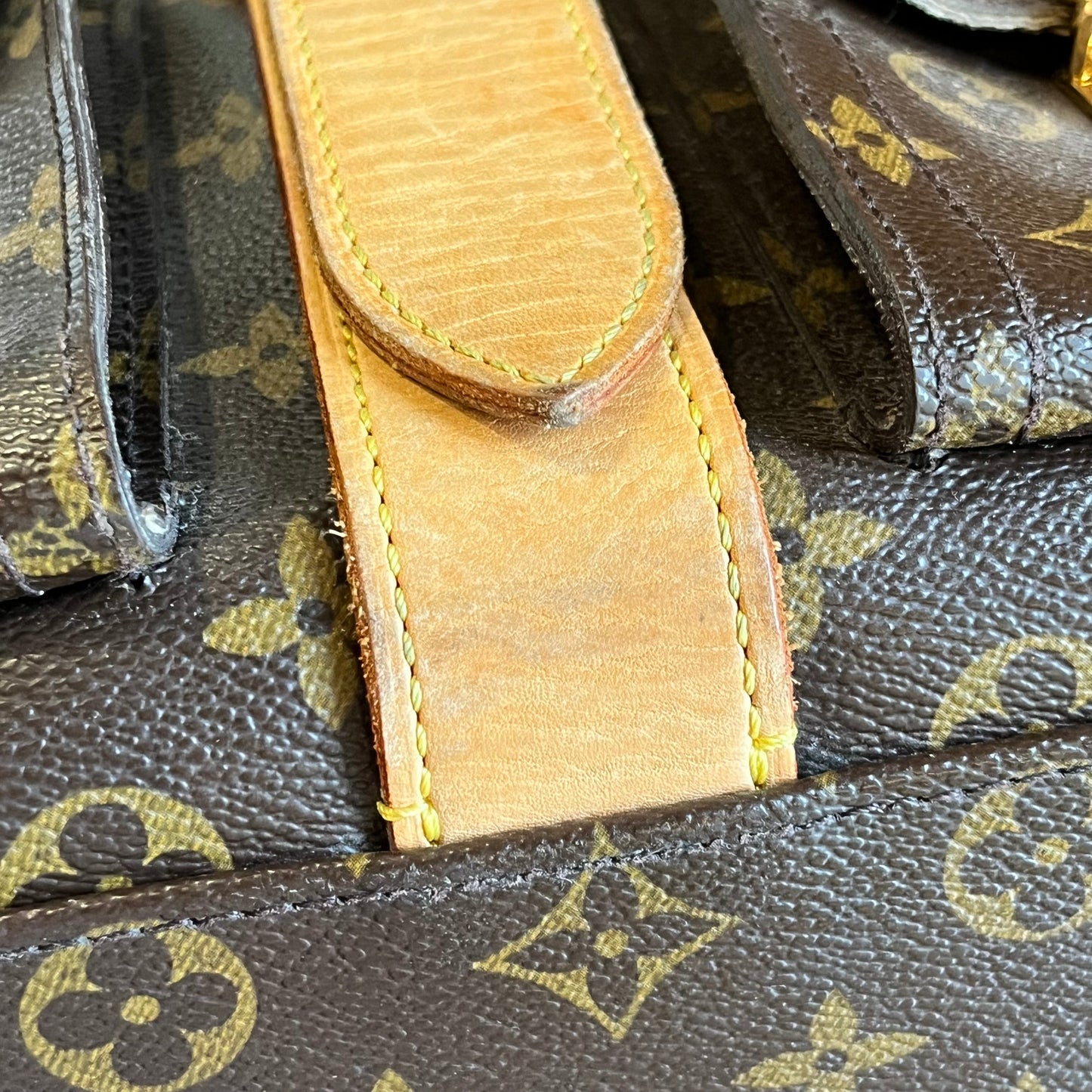 LOUIS VUITTON Monogram Canvas Manhattan GM Bag