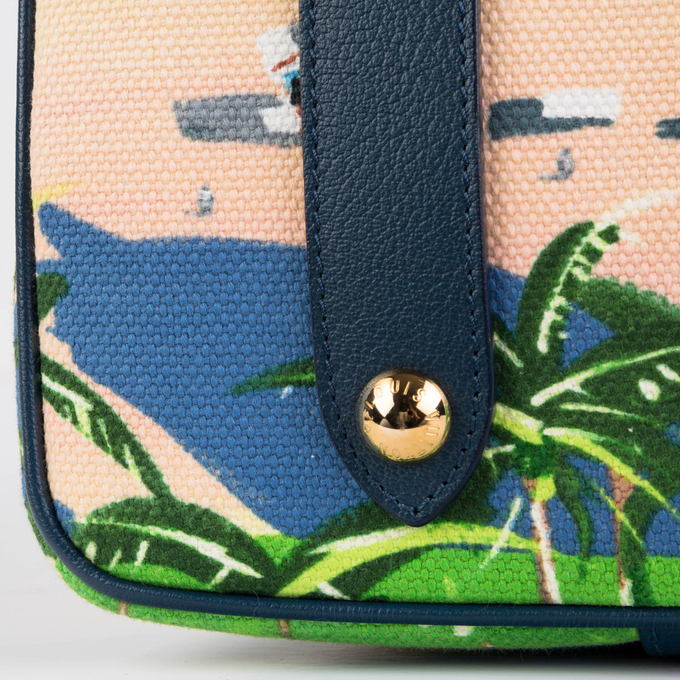 Louis Vuitton Ailleurs Escale Cabas MM