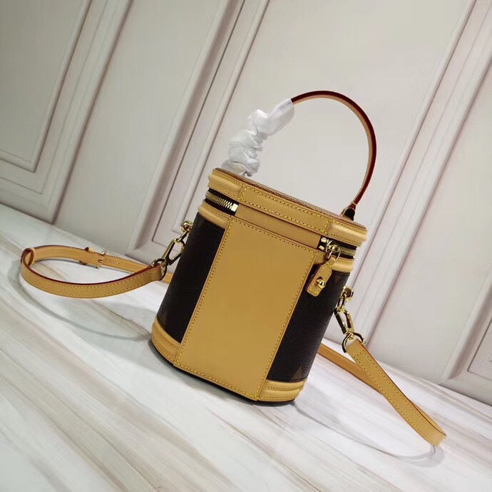 LOV2 Bags - Luxurious Bags  1270