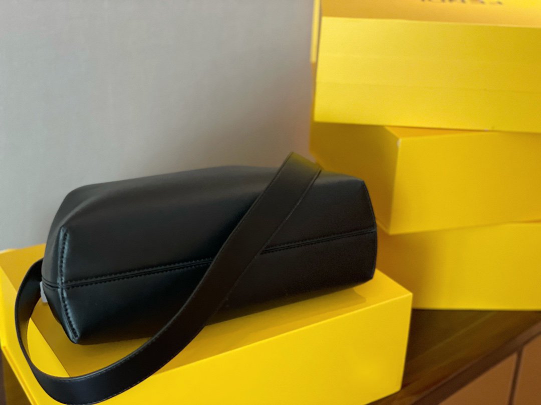 EN - New Arrival Bags FEI 199