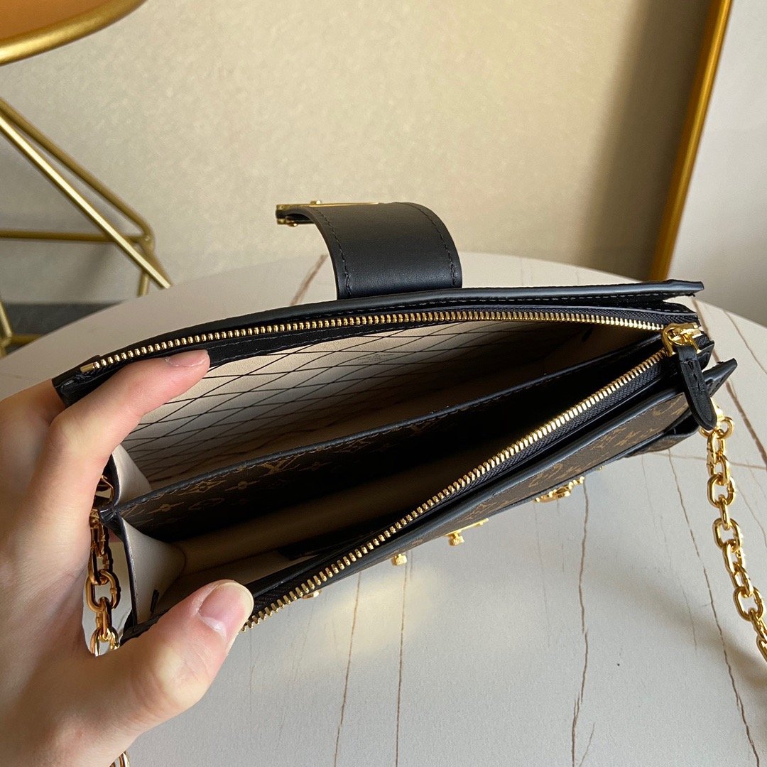 EN - New Arrival Bags LUV 144