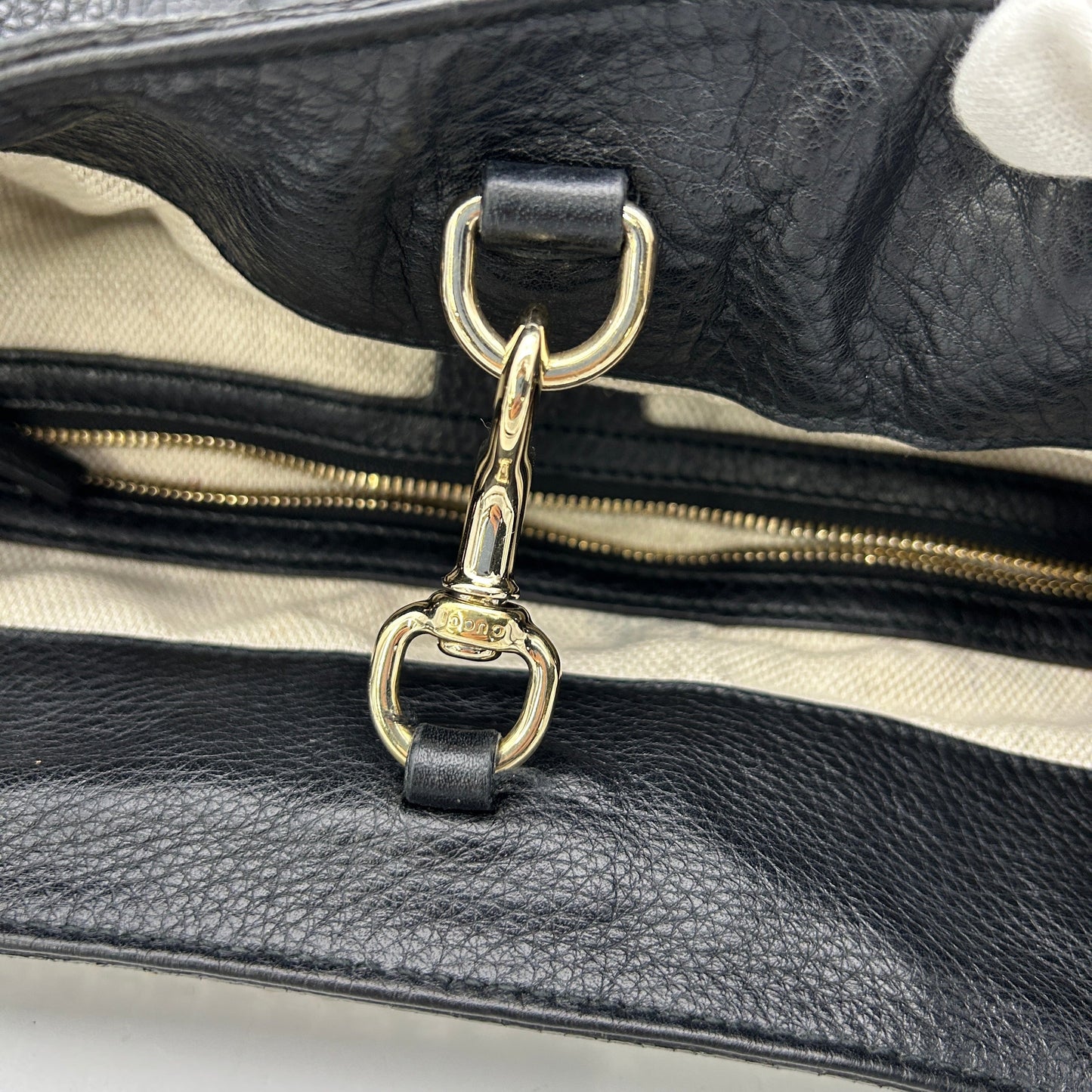 Gucci Soho Chain Tote YVEAE891