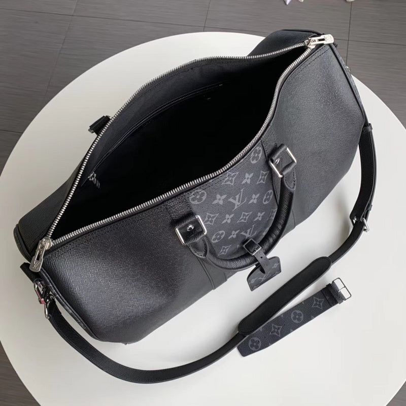 LOV2 Bags - Luxurious Bags  1323