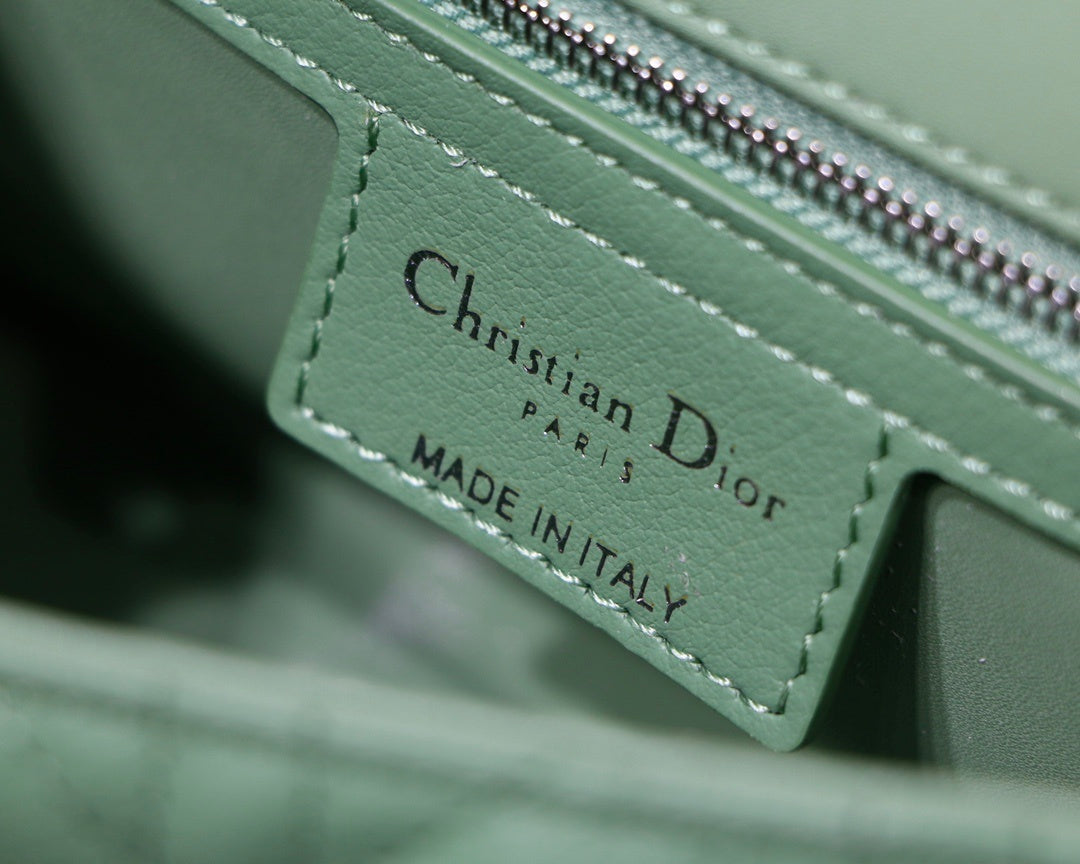 GLAMI Small Caro Bag Green For Women, WomenÃ¢â‚¬â„¢s Handbags, Shoulder Bags, Crossbody Bags, 20cm/8in CD