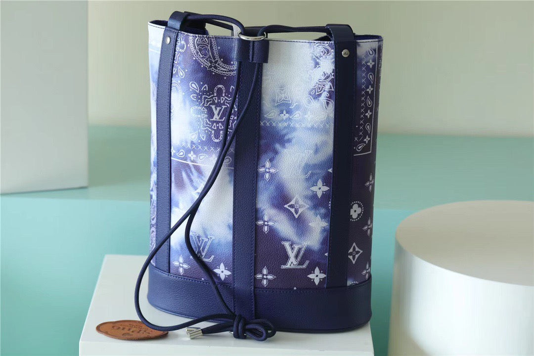 LV Randonee Messenger Monogram Stripes Blue For Men, Bags, Shoulder And Crossbody Bags 10.4in/26cm LVÃ‚Â 