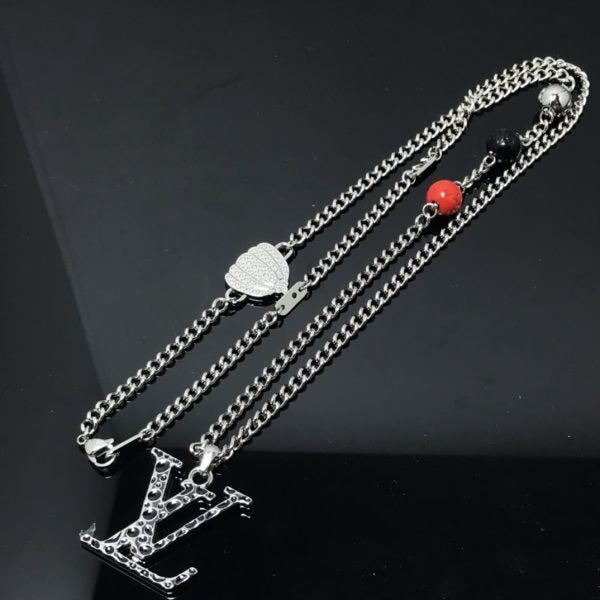 LV Necklaces 040