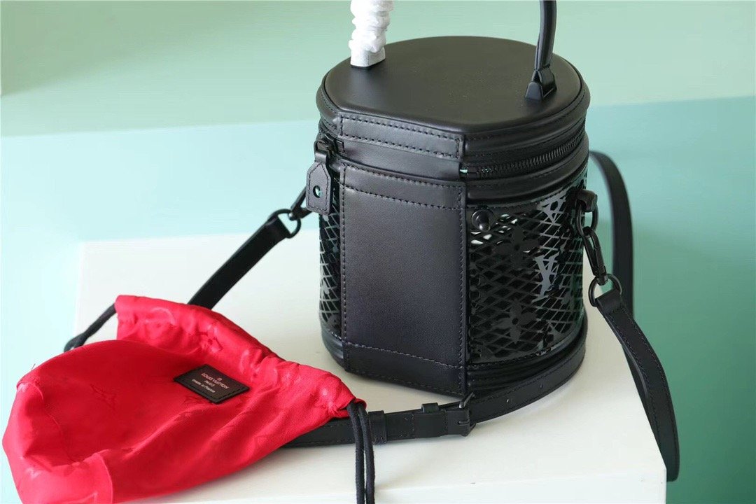 LV Cannes Monogram LaGLAMI Black For Women, WomenÃ¢â‚¬â„¢s Bags, Shoulder And Crossbody Bags 6.7in/17cm LV M20363