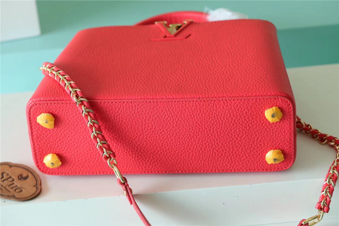 LV Capucines GLAMI Taurillon Red For Women, WomenÃ¢â‚¬â„¢s Bags, Shoulder And Crossbody Bags 10.6in/27cm LV