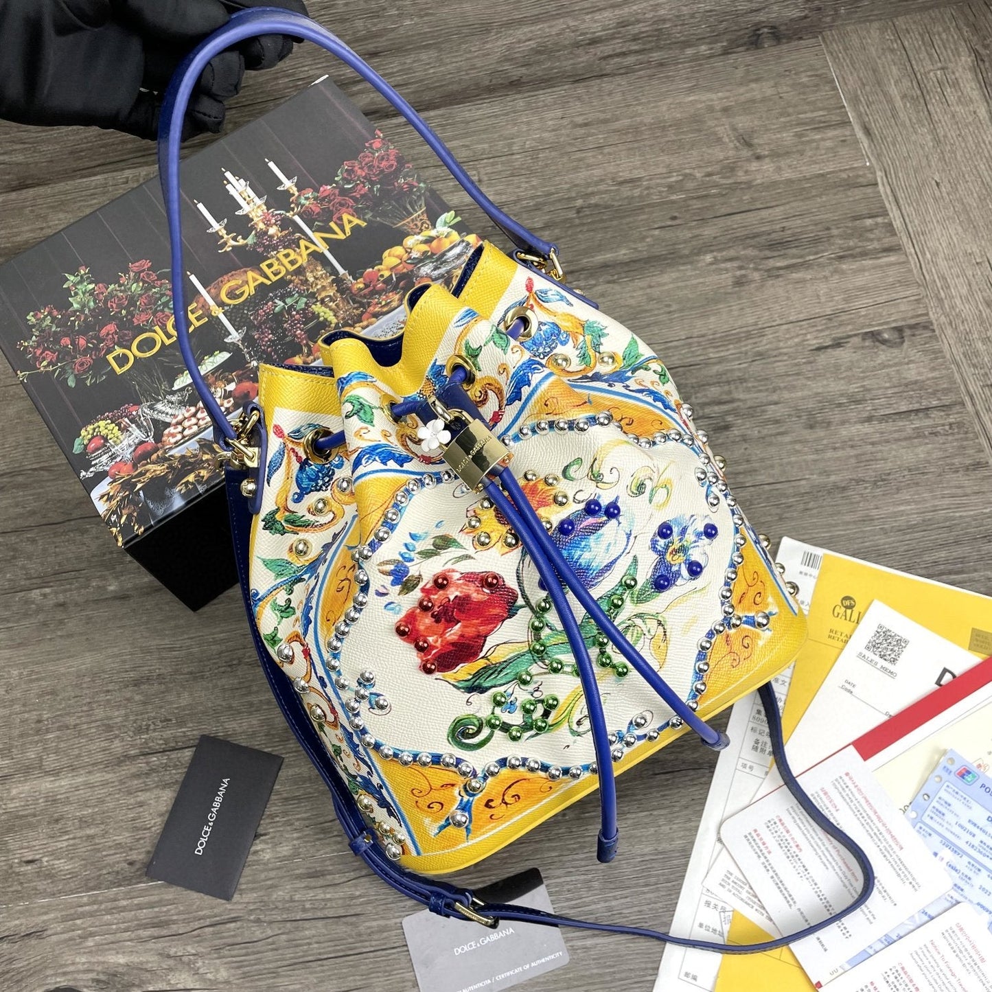 GLAMI Print Crespo Bucket Bag Multicolor With Branded Plate For Women GLAMI Bag