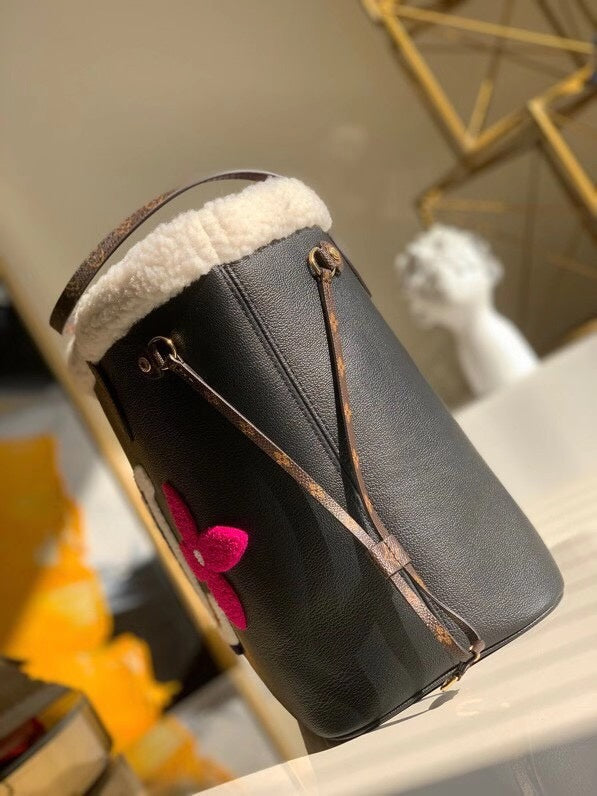 LOV2 Bags - Luxurious Bags  1353