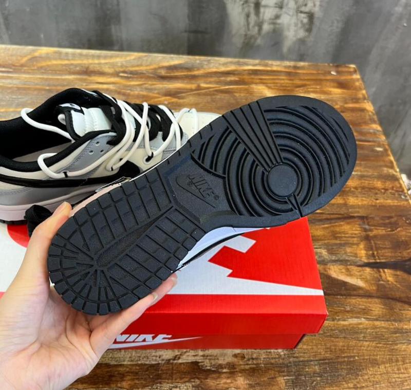 SAMC - NKE Shoes - 446