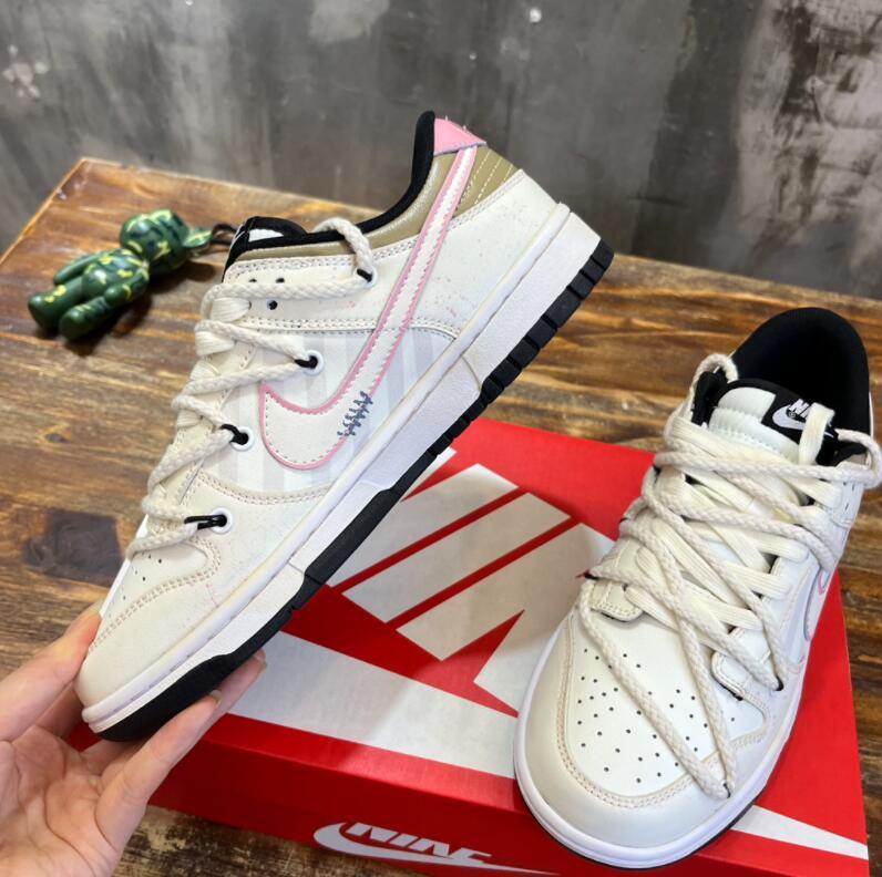 SAMC - NKE Shoes - 411
