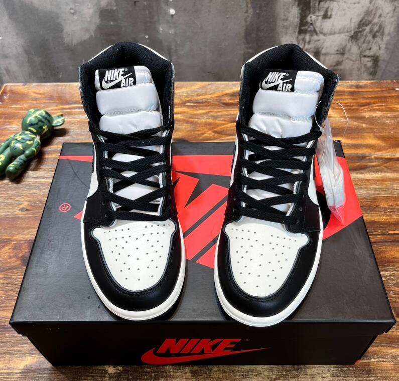 SAMC - NKE Shoes - 612