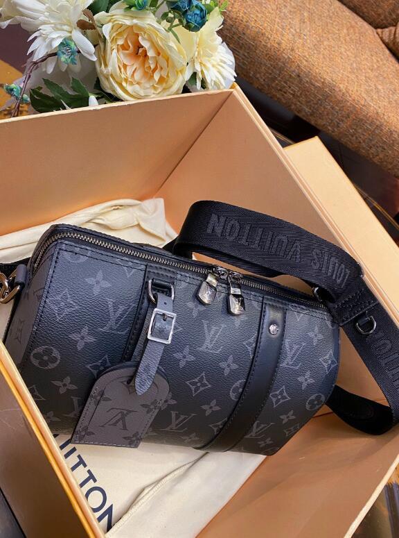 SAMC - LOV Bags - 1606