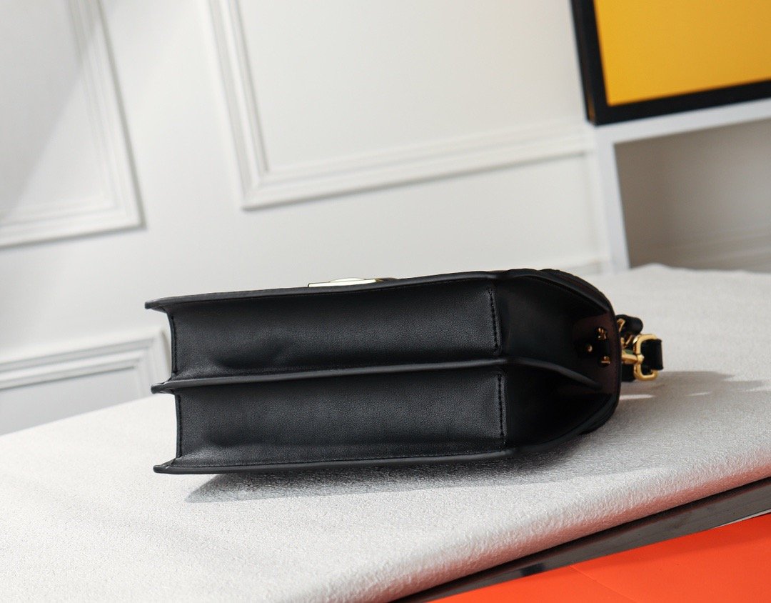 EN - New Arrival Bags FEI 072