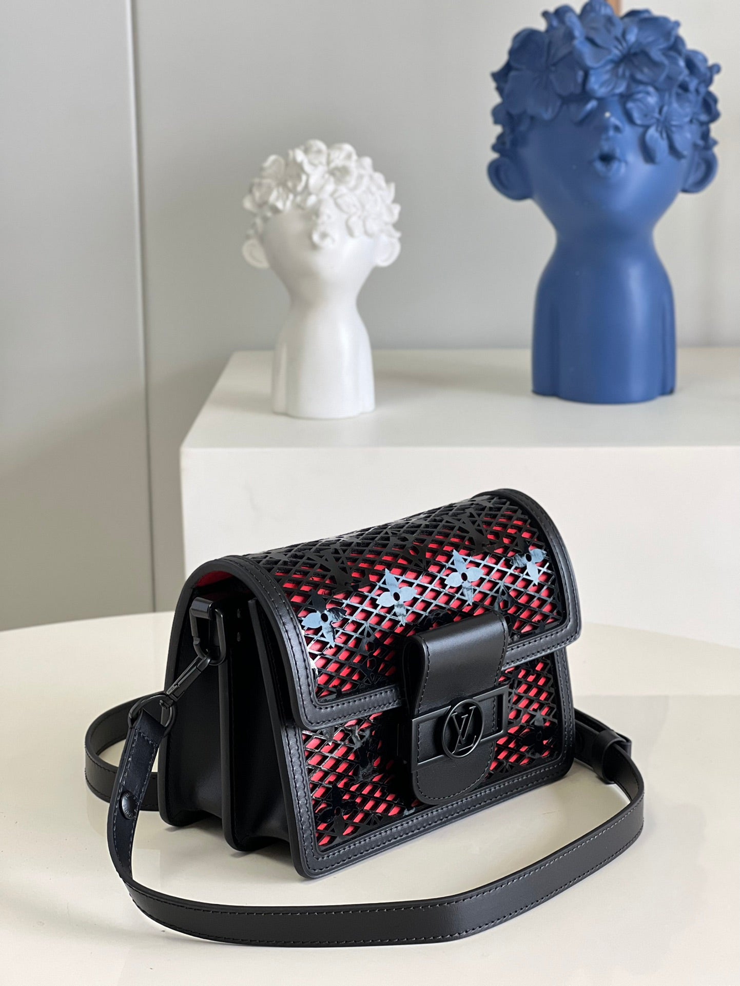 LV Limited Mini Dauphine Bags By Nicolas GhesquiÃƒÂ¨re With Monogram LaGLAMI Black For Women 20cm LV M20595