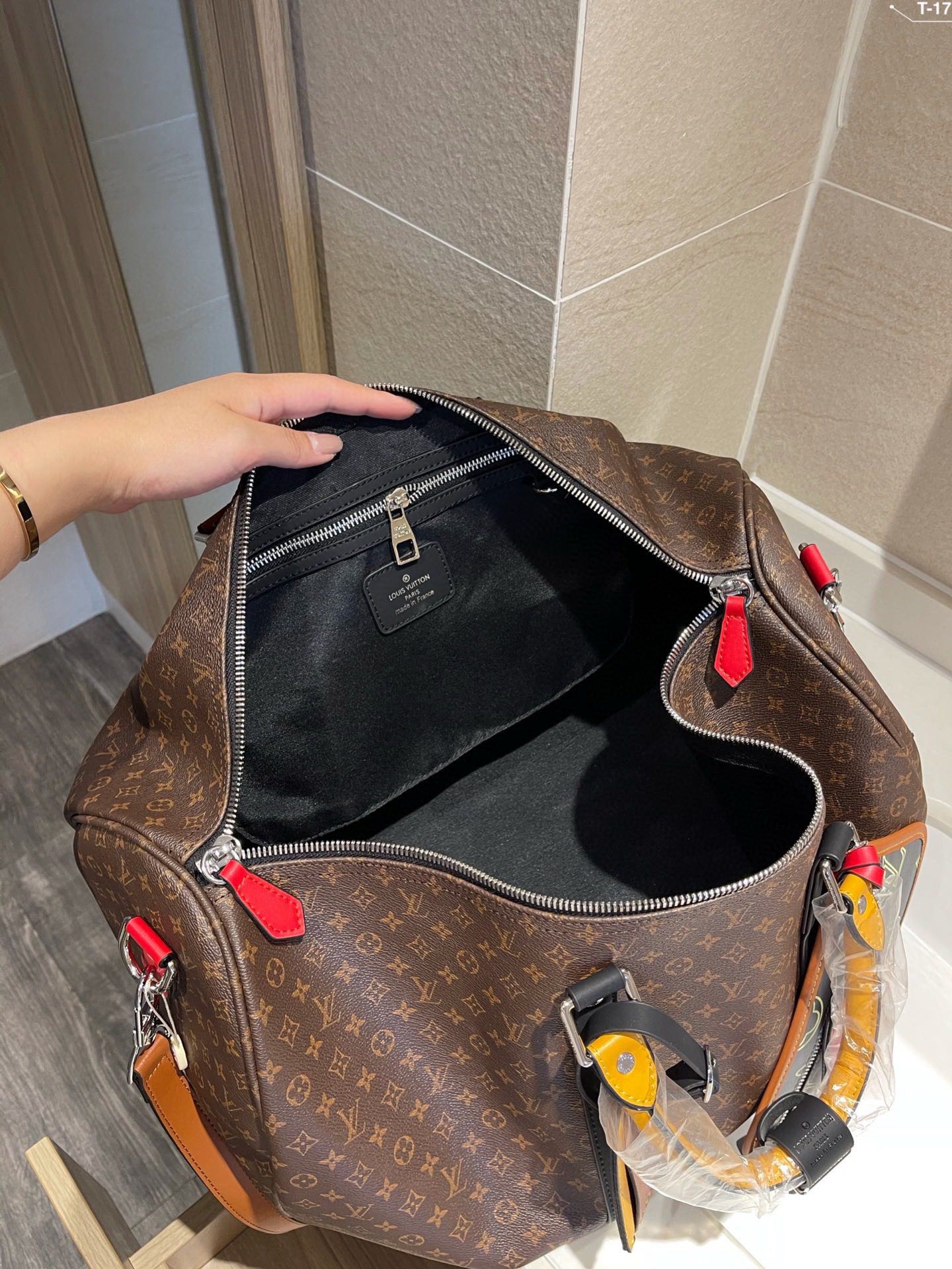 EN - New Arrival Bags LUV 483