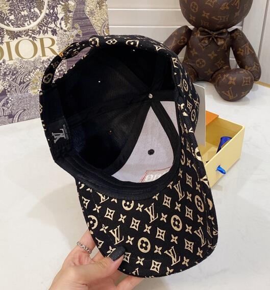 SAMC - Mix Hats - 037