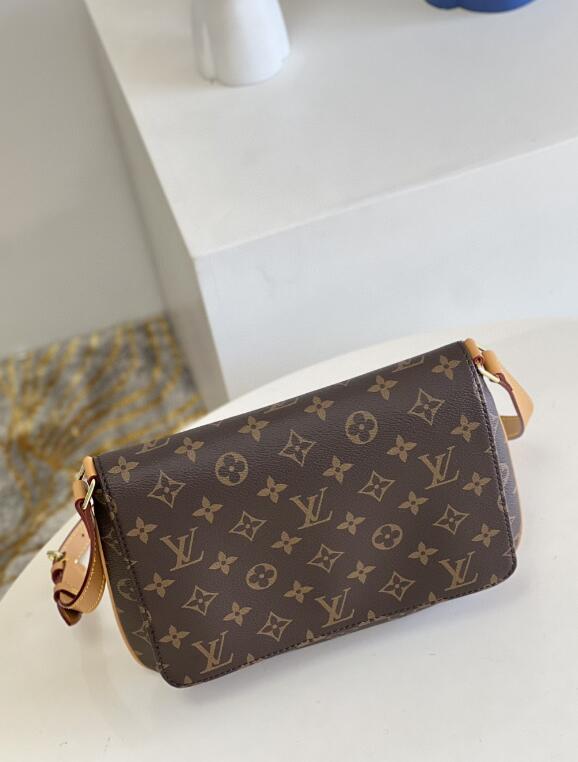 SAMC - LOV Bags - 1601