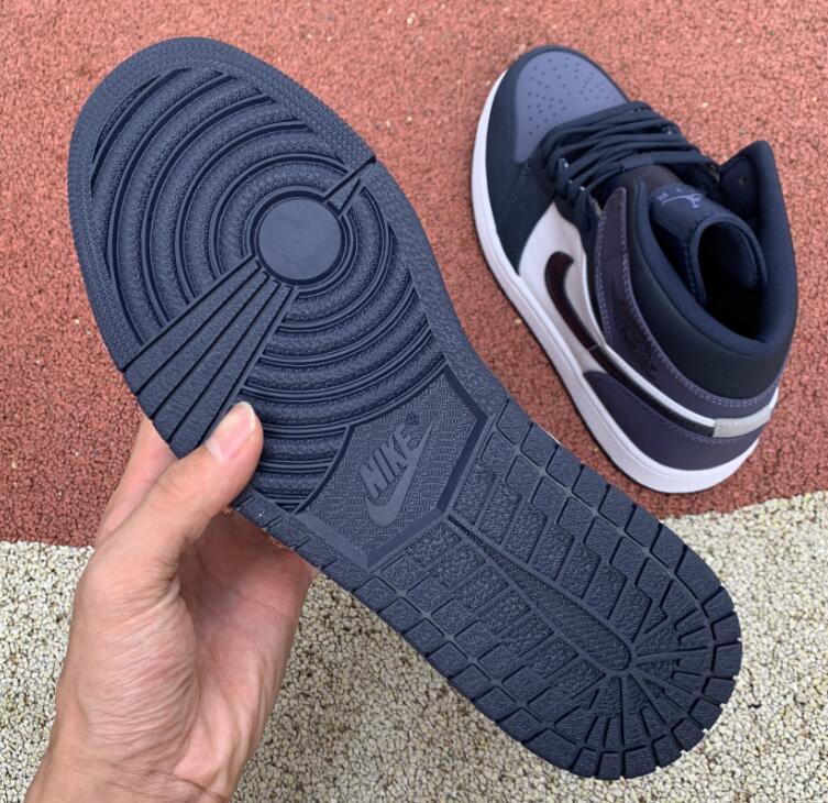 SAMC - NKE Shoes - 1579