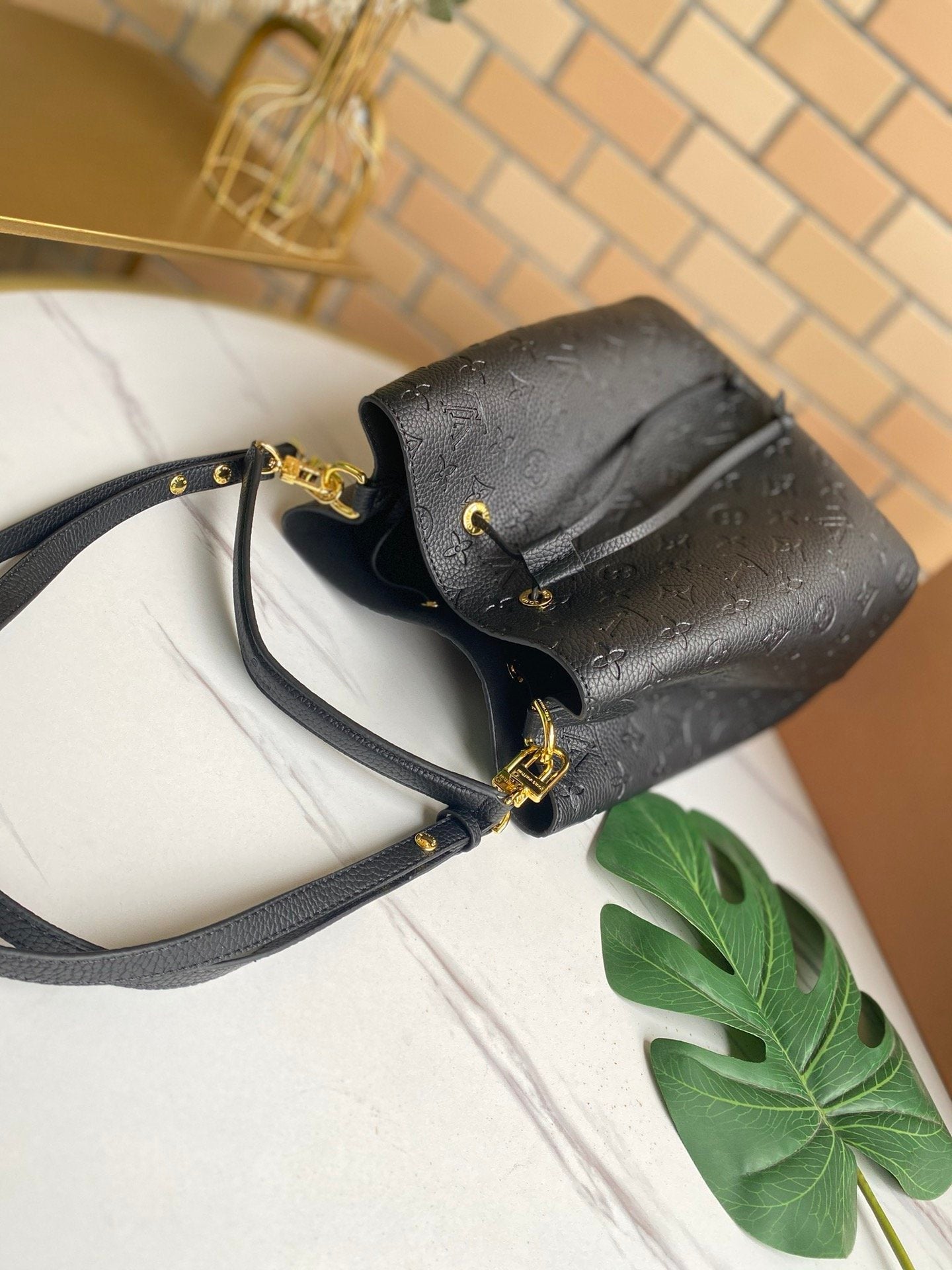 LV NeoNoe MM Bucket Bag Monogram Empreinte Black For Women, WomenÃ¢â‚¬â„¢s Handbags, Shoulder Bags 10.2in/26cm LV M45256