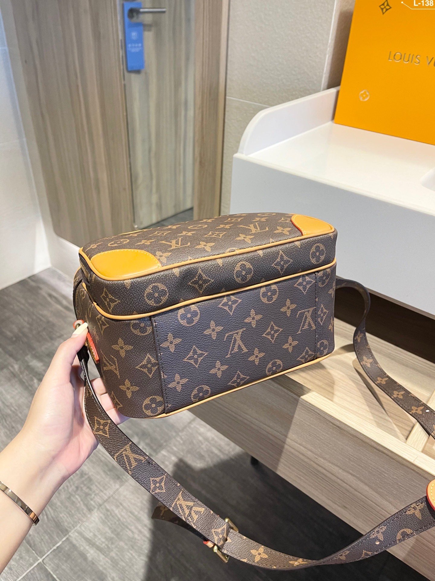 EN - New Arrival Bags LUV 515