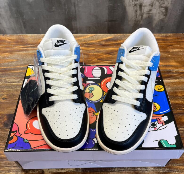 SAMC - NKE Shoes - 590