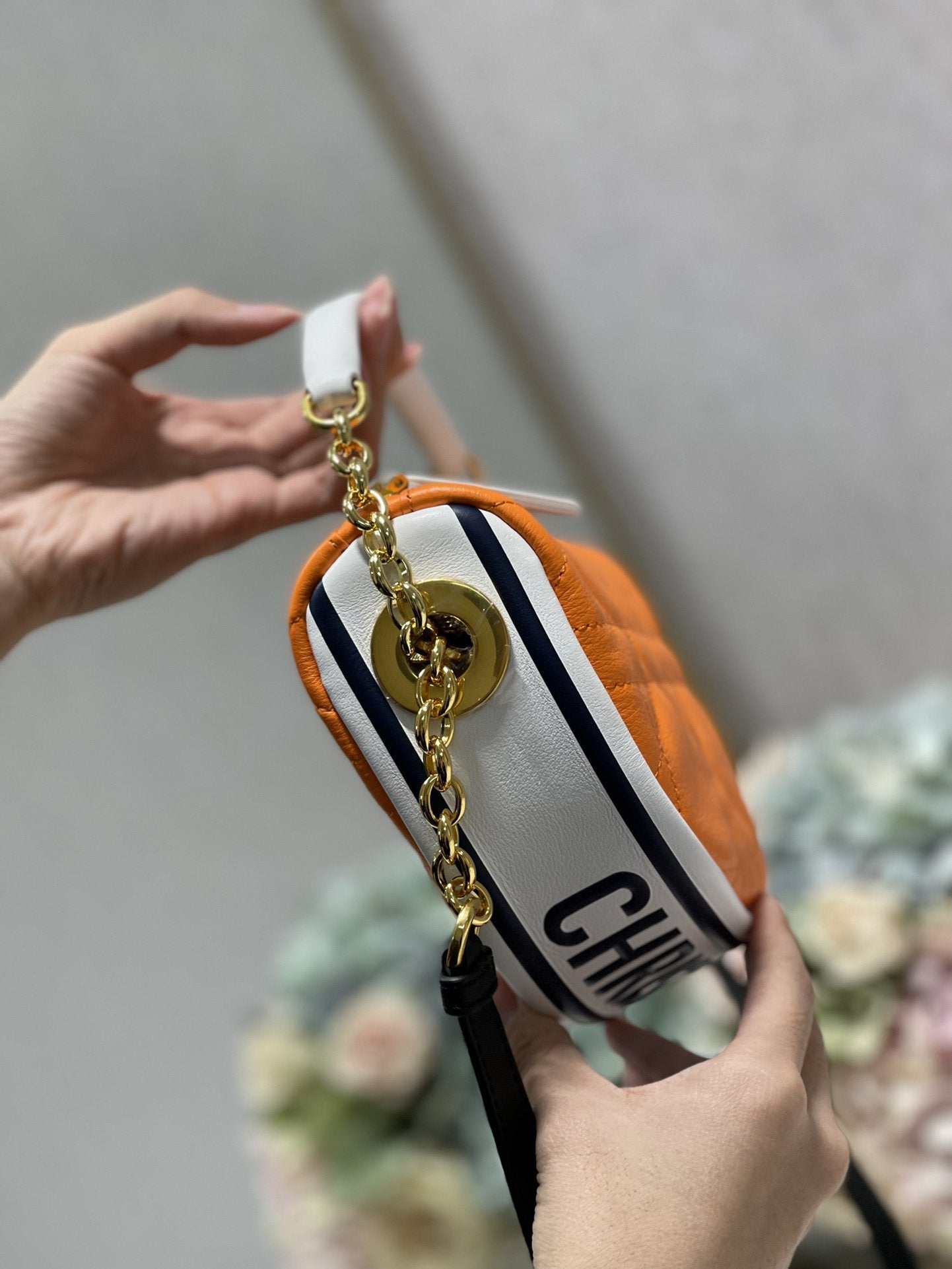 GLAMI Small Vibe Hobo Bag GlamIuoresGLAMInt Orange Macrocannage, Orange Handbags, Crossbody Bags, 20cm CD M7200ODDO_M057